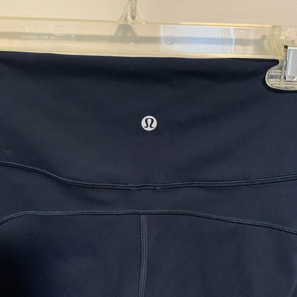 Lululemon In Movement Crop Capri - Picture 8 of 15